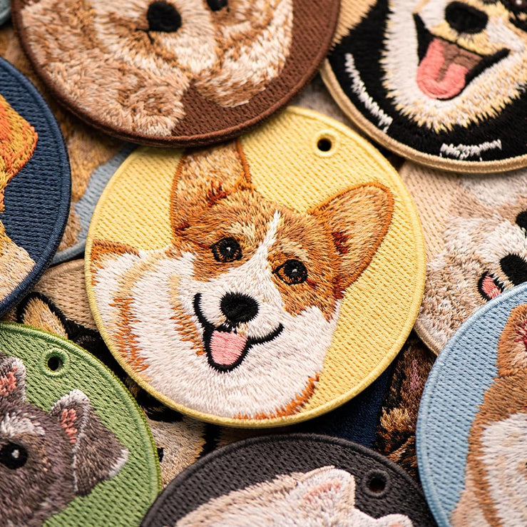 GJ0001.Double-Sided Embroidered Keychain – Cute Backpack Charm Pendant, Pet-Themed Creative Gift