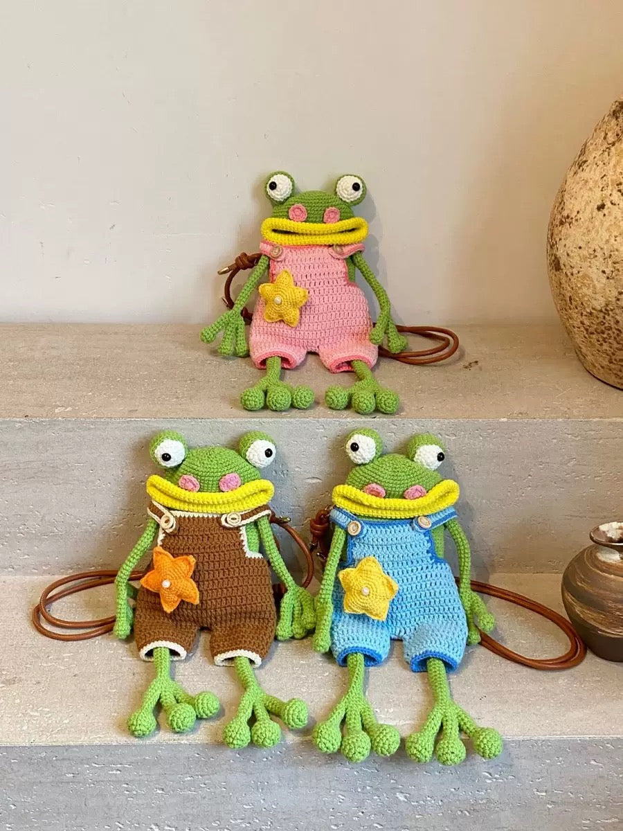CP0002.Big Mouth Frog Crossbody Bag – Casual & Versatile