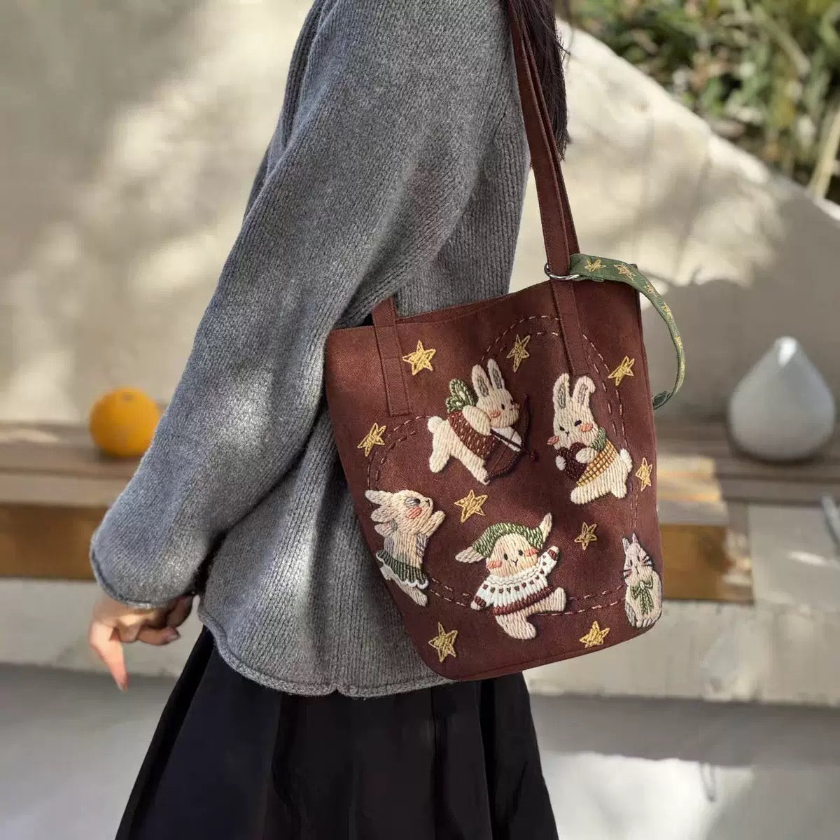 CP0004.Cute Bunny Embroidered Canvas Tote Bag, Cartoon Rabbit Shoulder Bag for Women