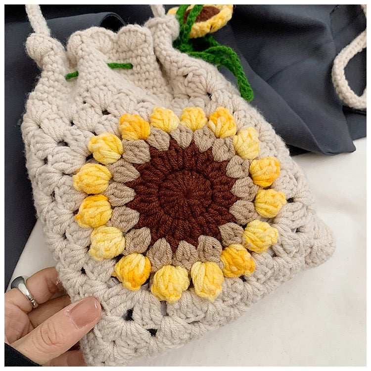 CP0007.Crochet Sunflower Crossbody Bag – Handmade Floral Shoulder Purse