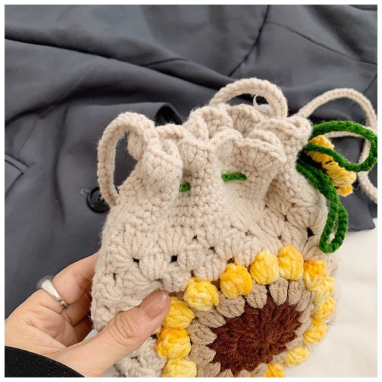 CP0007.Crochet Sunflower Crossbody Bag – Handmade Floral Shoulder Purse
