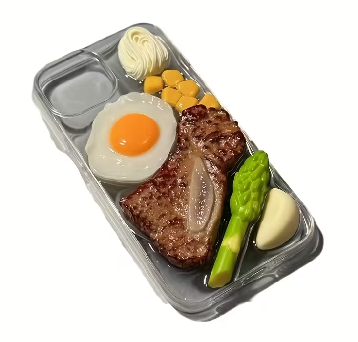 0013.3Dステーキセットスマホケース｜リアルな3Dソフトケース｜クリエイティブで楽しくて可愛いフードデザイン｜不規則な形状｜リアルな仕上がり｜フード｜朝食スタイル｜可愛いモデルの質感｜ハロウィンいたずらギフト｜iPhone 13/14/15/16/17 Pro/Pro Max対応